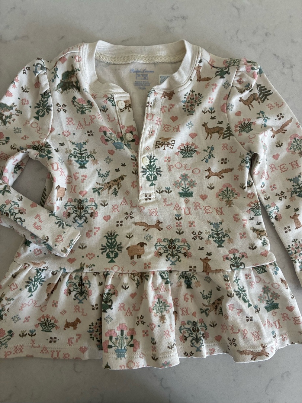 Ralph Lauren baby girl dress 18 months 💘 
whimsical floral animal print